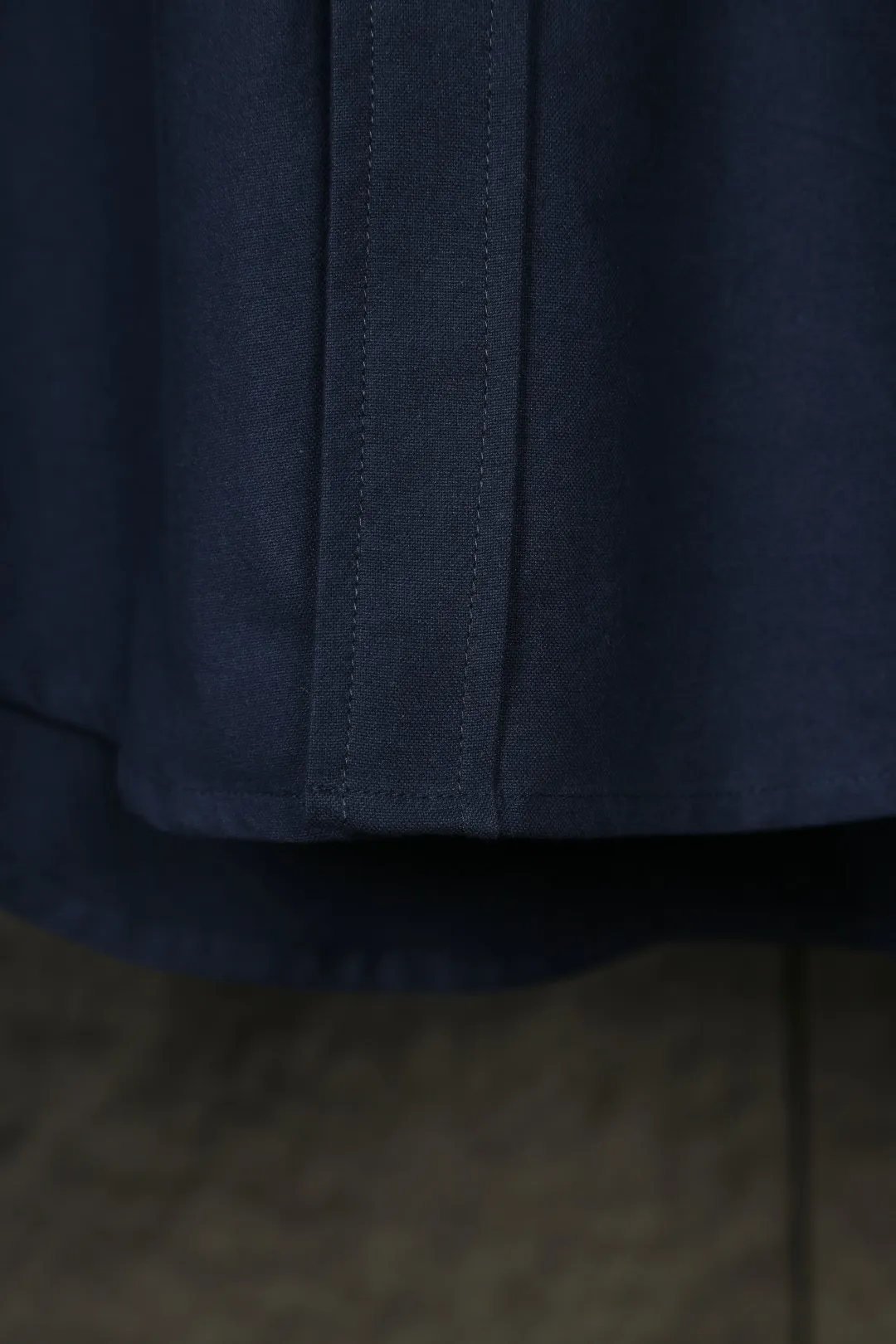 P230 Real photos [Evergreen for all seasons] Style number: 25011# Color: Navy red label/original blue/original white/matte pink/khaki/charcoal gray/black/dark blue white label Size: S to Face 100 cotton oxford spun, pre-laundering treatment, tight and soft texture ✅ - Custom dyed original pearlescent white buttons with different sizes ✅ - Special shaped chiffon foil included in the collar door tube, not easy to deform and pull ✅ - RL classic version of oxford spun shirt, thick and crisp feeling brought by oxford cloth, can be worn alone as an outer layer, can be matched with all seasons, practical wear, a must-have item in the wardrobe, start with eyes closed